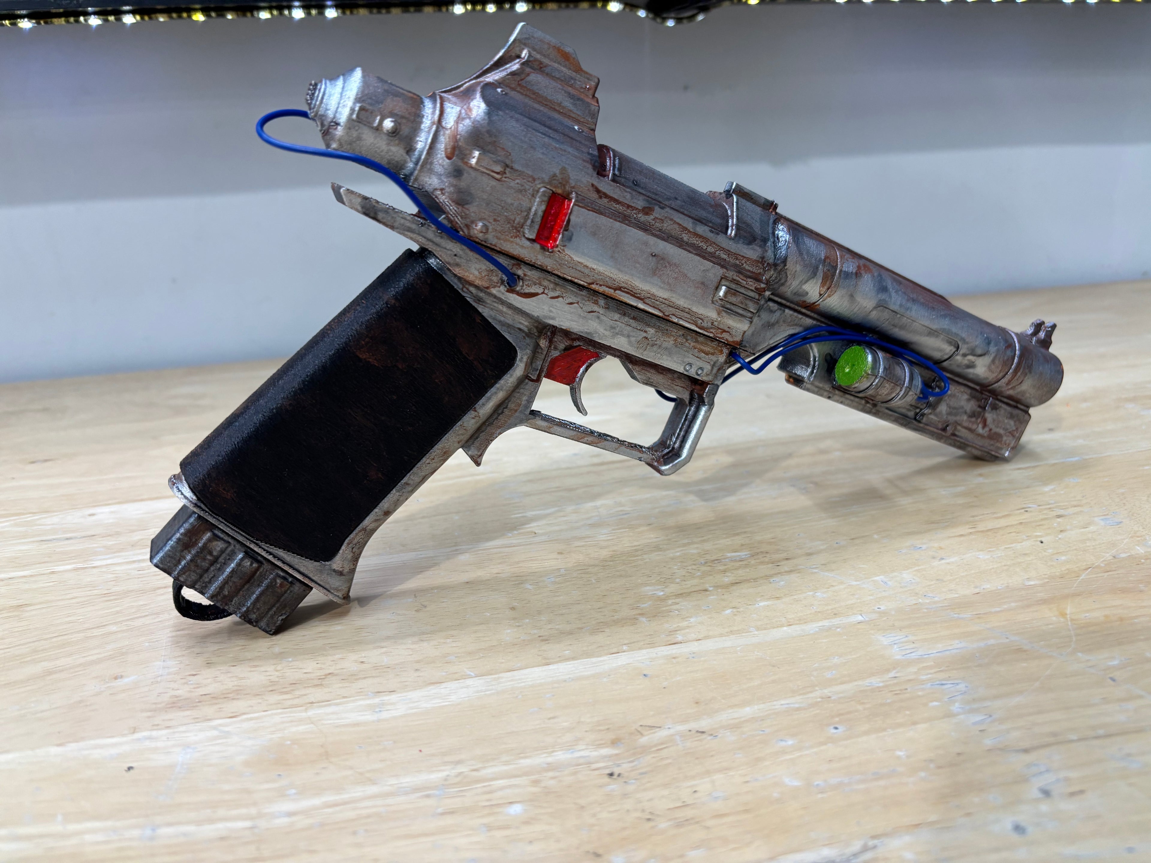 Life-size Venator Arc Raiders Inspired Blaster Model